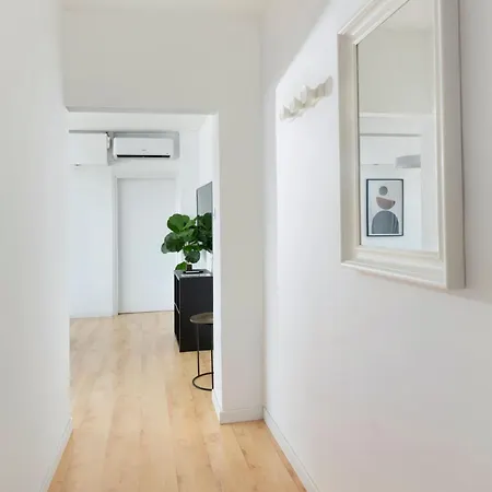 Urban 10th Floor - 2 Bdr Lejlighed