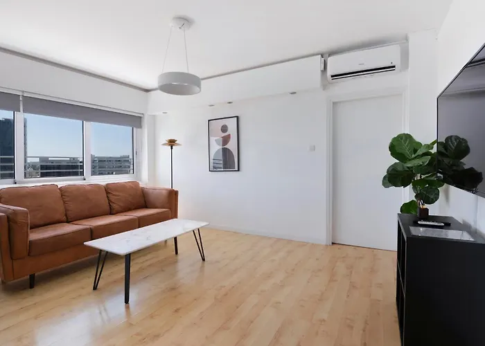 Urban 10th Floor - 2 Bdr