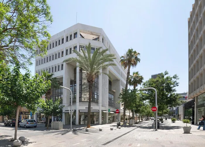 Urban 10th Floor - 2 Bdr * Nicosia