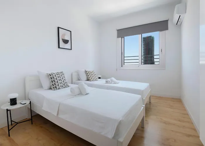 Urban 10th Floor - 2 Bdr * Nicosia